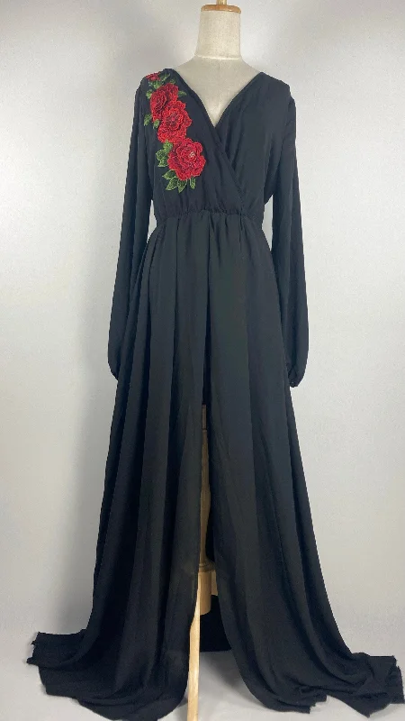 Savings Event Long Sleeve Maxi Dress with Red Embroidery, Black