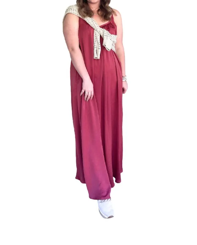 Overstock Sale Effortless Everyday Dress In Burgundy