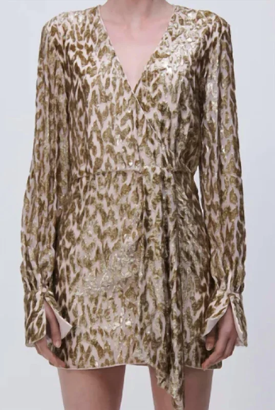 Mega Deal Camryn Dress In Gold