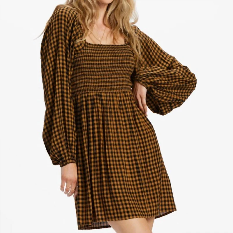 Reduced Prices Paradise Days 2 Dress In Cosmic Khaki