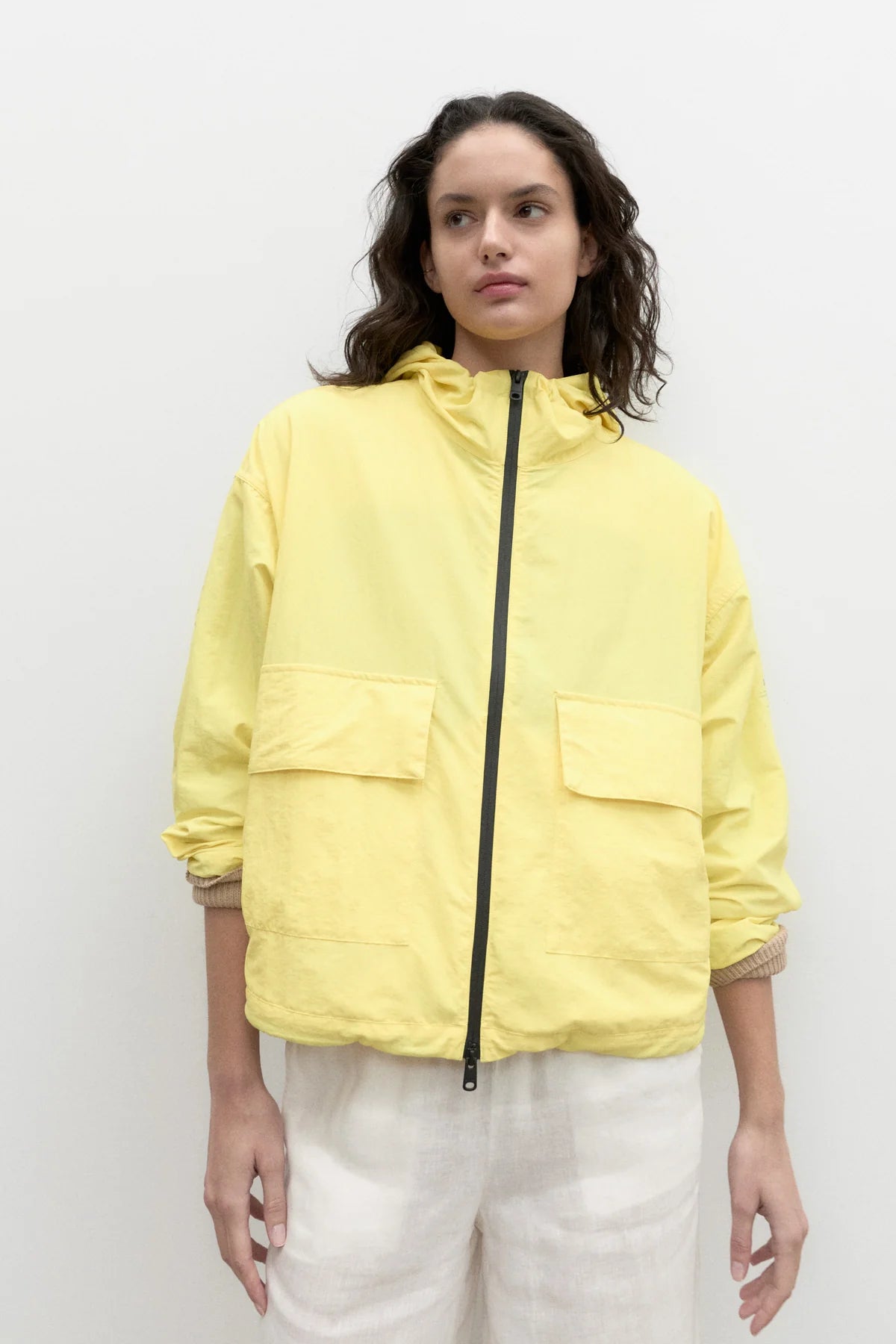 W's Nevisalf Oversize Jacket - 100% Recycled nylon