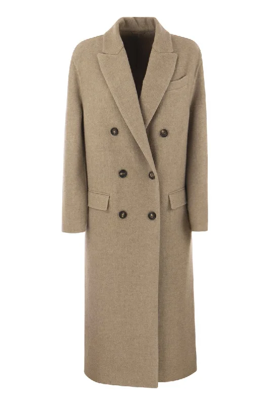 Double-breasted coat in cashmere cloth